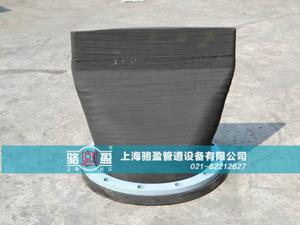 具體分析<a href=http://www.jnfeidi.com/ target=_blank class=infotextkey><a href=http://www.jnfeidi.com target=_blank class=infotextkey>法蘭式鴨嘴閥</a></a>的特點