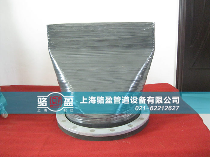 <a href=http://www.jnfeidi.com/ target=_blank class=infotextkey><a href=http://www.jnfeidi.com target=_blank class=infotextkey>法蘭式鴨嘴閥</a></a>特點(diǎn)
