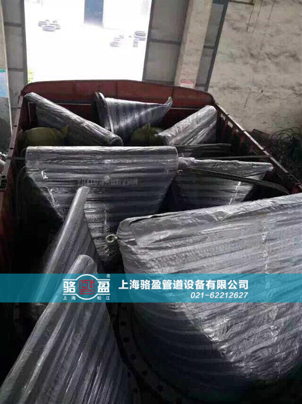 大批量法蘭式<a href=http://www.jnfeidi.com/ target=_blank class=infotextkey><a href=http://www.jnfeidi.com target=_blank class=infotextkey>鴨嘴閥</a></a>發貨現場
