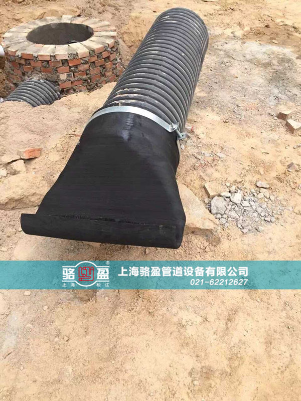 卡箍法蘭式<a href=http://www.jnfeidi.com/ target=_blank class=infotextkey><a href=http://www.jnfeidi.com target=_blank class=infotextkey>鴨嘴閥</a></a>安裝現(xiàn)場